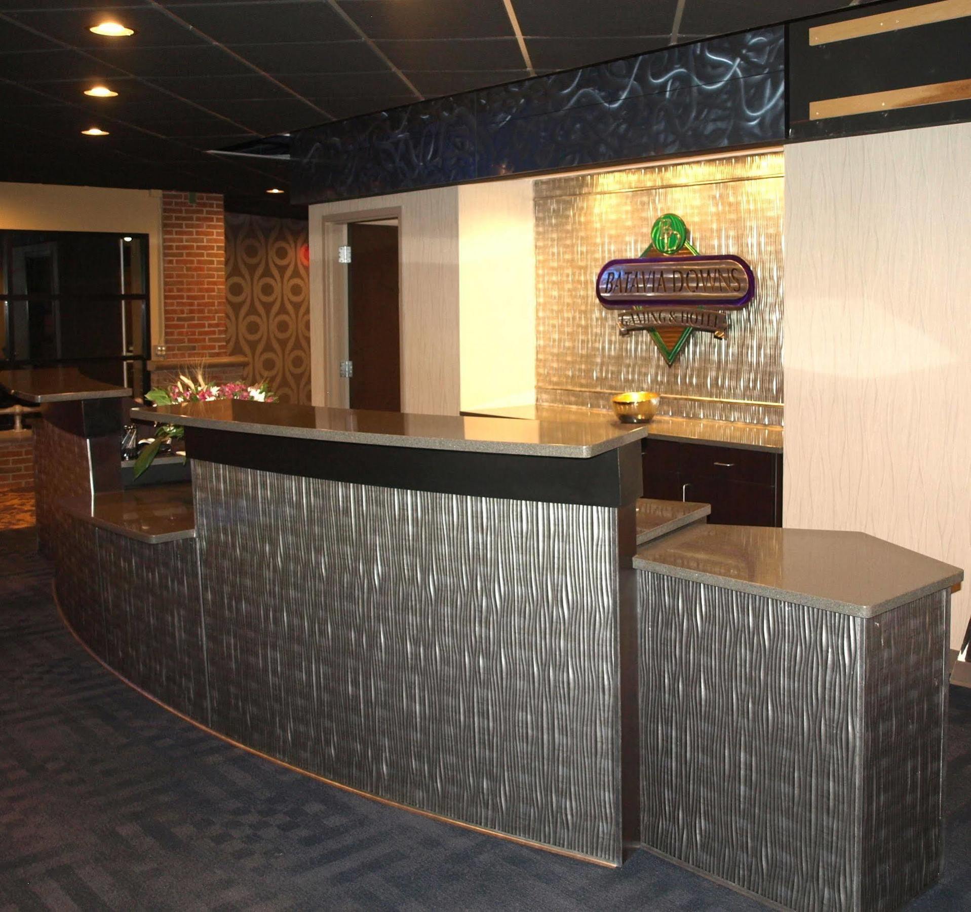 Hotel at Batavia Downs Eksteriør billede